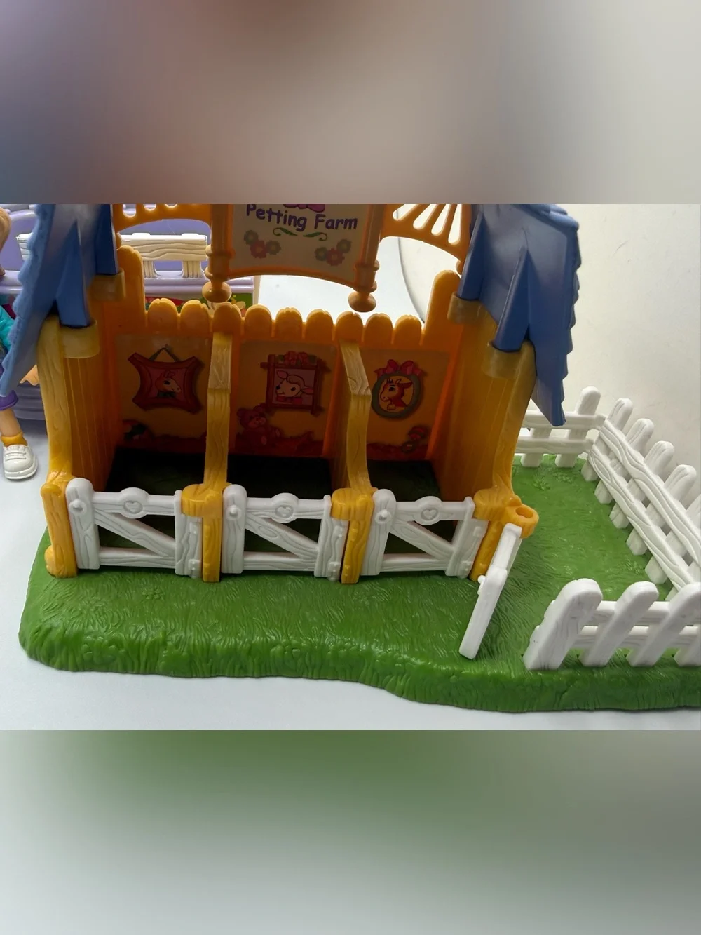 Fisher-Price loving family sweet streets petting farm truck & trailer figures
